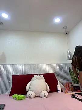 Lorenn Sweet online show from 03-24-26, 12:43