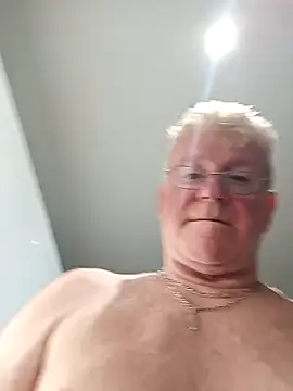 Snapshot of olivbisoumis chatting on 03-18-26, 06:05 olivbisoumis online show from 03-18-26, 06:05