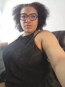 Snapshot of gigiblue89 chatting on 07-24-26, 09:29 gigiblue89 online show from 07-24-26, 09:29
