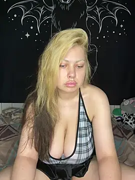 Snapshot of mona_siren_ chatting on 07-23-26, 07:06 mona siren online show from 07-23-26, 07:06