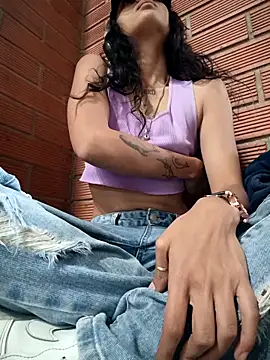 girl University online show from 02-19-26, 04:47