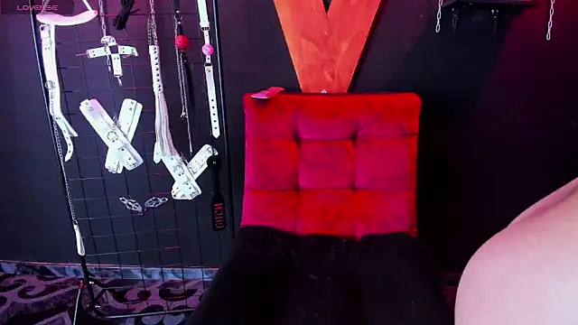 lilith slave online show from 06-05-26, 07:03