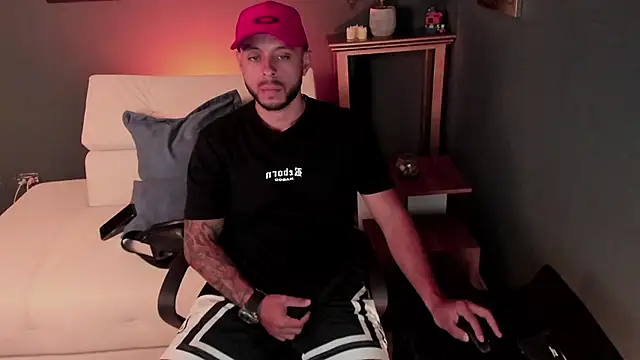 Daniel kingx online show from 04-14-26, 01:50