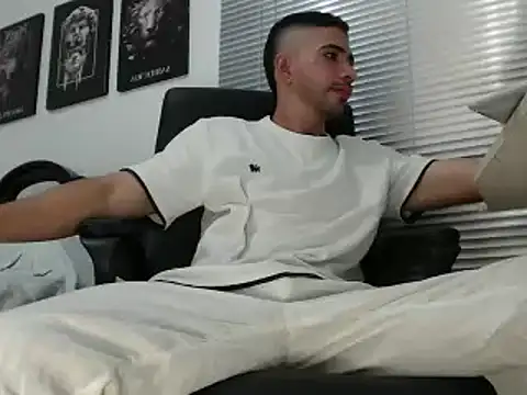 Kratoswolf online show from 03-14-26, 06:35