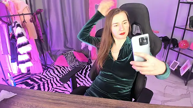 Golden Dragon online show from 03-25-26, 11:49