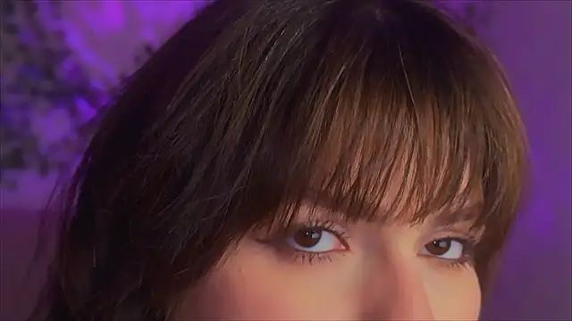 Snapshot of rinamandarina chatting on 03-12-26, 03:40 rinamandarina online show from 03-12-26, 03:40