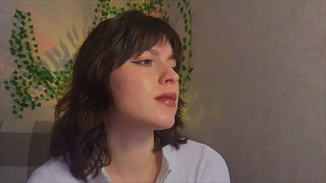 Snapshot of rinamandarina chatting on 04-17-26, 01:36 rinamandarina online show from 04-17-26, 01:36