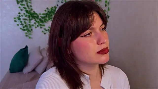 Snapshot of rinamandarina chatting on 05-17-26, 04:25 rinamandarina online show from 05-17-26, 04:25