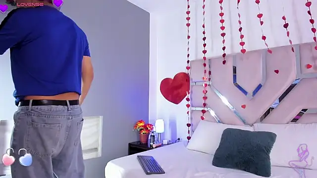 Angel Lux online show from 02-27-26, 08:09