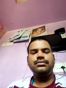 Snapshot of rkr1996kum chatting on 04-12-26, 07:46 rkr1996kum online show from 04-12-26, 07:46