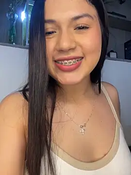 scarleth marquezz online show from 06-17-26, 01:08