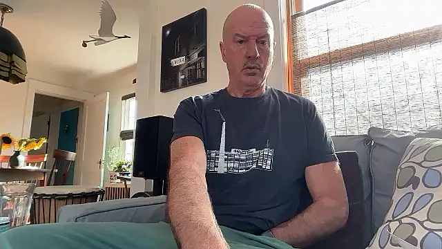 Guy  Grey online show from 03-25-26, 01:28