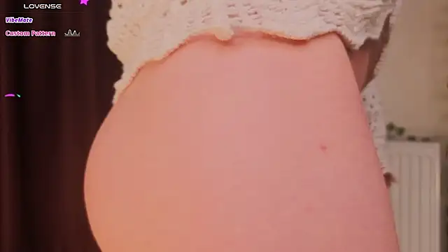 Snapshot of Viksinite chatting on 03-21-26, 10:46 Viksinite online show from 03-21-26, 10:46