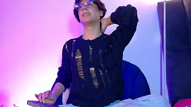 lui x dust online show from 04-18-26, 03:10