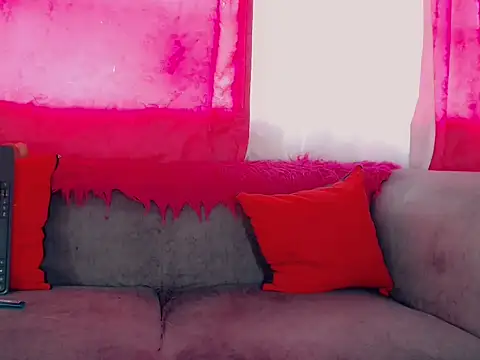 DeboraGill online show from 03-08-26, 04:22