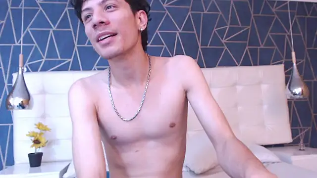 LeoFeniix online show from 02-26-26, 04:33