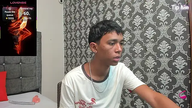 Little Twink19x online show from 03-20-26, 07:19