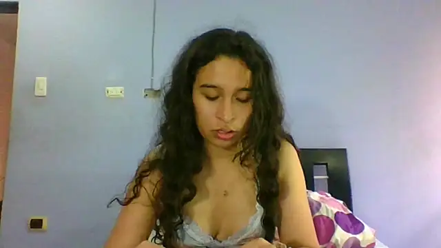 scarlettscottx  online show from 07-10-26, 07:16