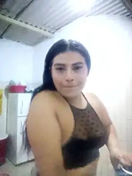 Snapshot of Crazy_grone chatting on 04-02-26, 02:47 Crazy grone online show from 04-02-26, 02:47