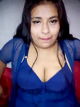 Snapshot of Crazy_grone chatting on 04-21-26, 11:51 Crazy grone online show from 04-21-26, 11:51