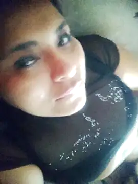 Snapshot of Crazy_grone chatting on 05-11-26, 03:29 Crazy grone online show from 05-11-26, 03:29