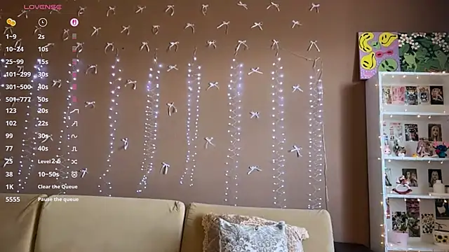 SoraCat online show from 02-19-26, 09:49