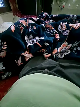 Snapshot of iambesting chatting on 02-21-26, 12:28 iambesting online show from 02-21-26, 12:28