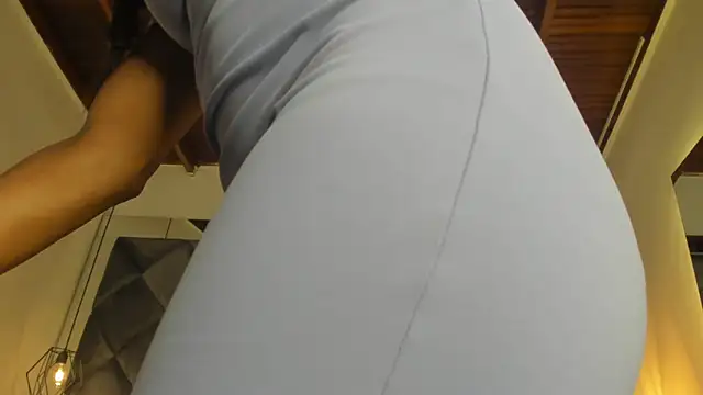 ebonyx40 online show from 04-13-26, 11:16