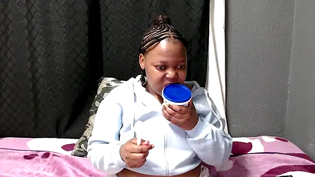 CrazeAss online show from 04-21-26, 07:39