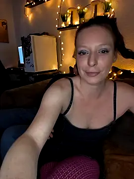 Snapshot of ZaramourXMrX chatting on 03-03-26, 08:48 ZaramourXMrX online show from 03-03-26, 08:48