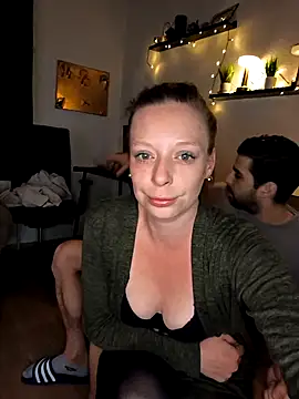 Snapshot of ZaramourXMrX chatting on 03-07-26, 08:39 ZaramourXMrX online show from 03-07-26, 08:39