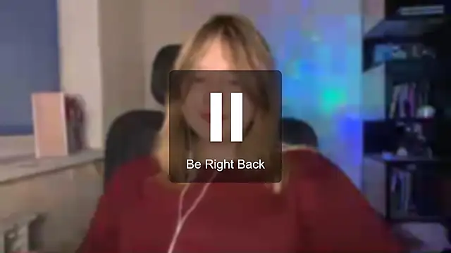 TomikoPfau online show from 04-19-26, 06:10