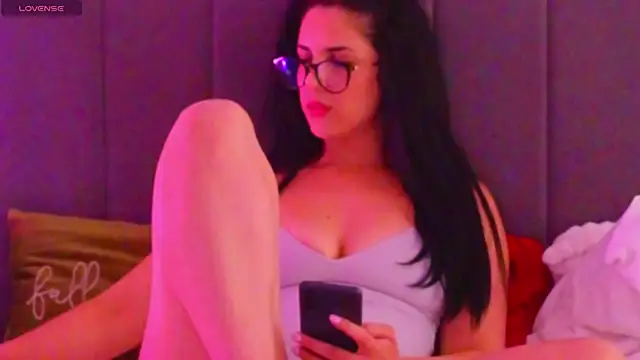 LauraDelightX online show from 06-19-26, 05:23