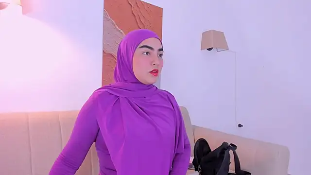 Malika Noor online show from 07-21-26, 03:14
