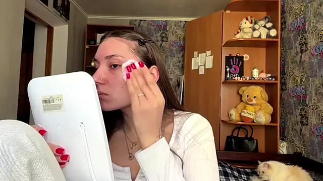 poly princess online show from 04-22-26, 11:12