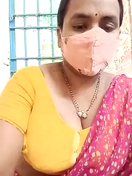 Snapshot of keerthy_telugu chatting on 05-02-26, 05:29 keerthy telugu online show from 05-02-26, 05:29