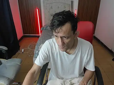 juan and luke online show from 03-20-26, 08:41