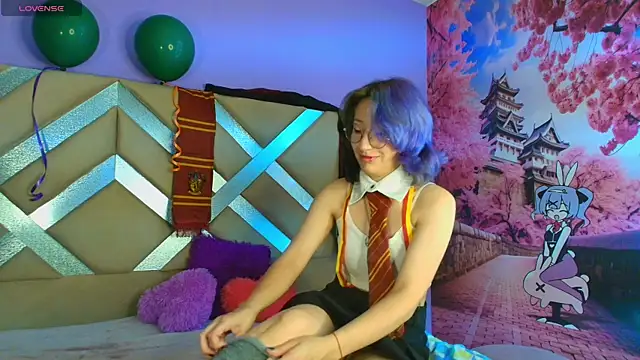 mitsuri nyx online show from 04-17-26, 12:08