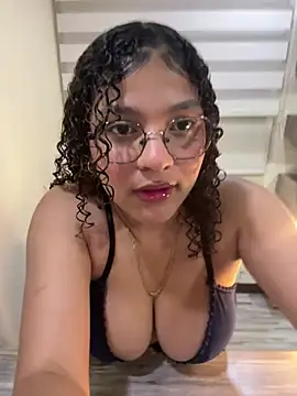 KendyLove  online show from 06-05-26, 04:52