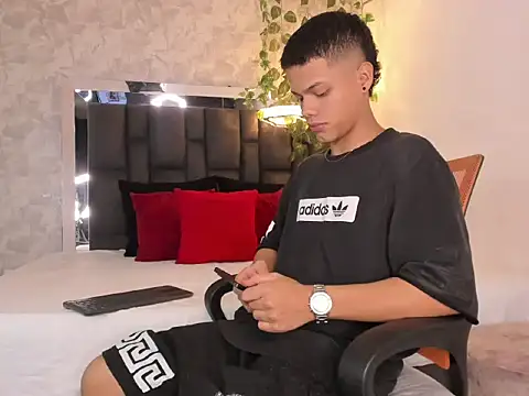 PATRIICKMILLER online show from 03-04-26, 02:56