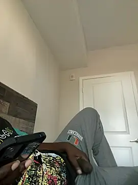 Snapshot of makeherfeelg chatting on 02-19-26, 09:55 makeherfeelg online show from 02-19-26, 09:55