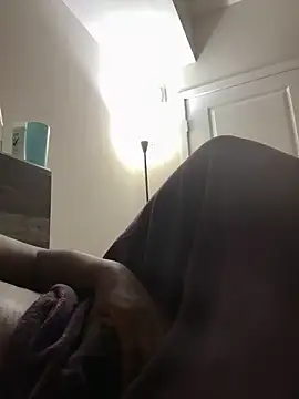 Snapshot of makeherfeelg chatting on 02-24-26, 06:11 makeherfeelg online show from 02-24-26, 06:11