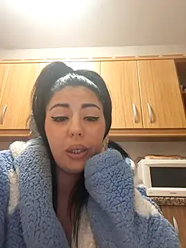 Snapshot of matrimonio005 chatting on 02-19-26, 11:12 matrimonio005 online show from 02-19-26, 11:12