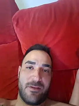 Snapshot of matrimonio005 chatting on 03-08-26, 02:04 matrimonio005 online show from 03-08-26, 02:04