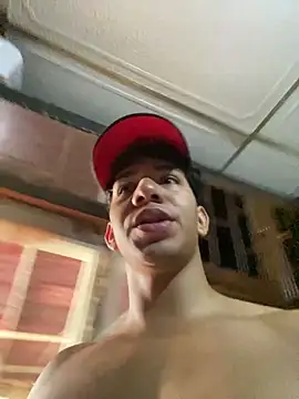 Alejandrososas online show from 06-18-26, 03:05