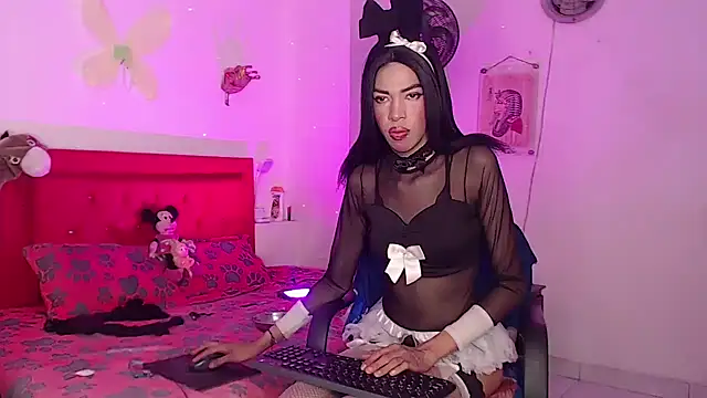 cellesthee online show from 06-11-26, 10:02