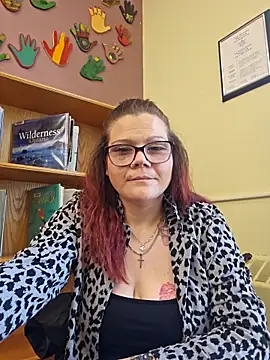 Snapshot of Sexymilf6992 chatting on 05-16-26, 06:28 Sexymilf6992 online show from 05-16-26, 06:28