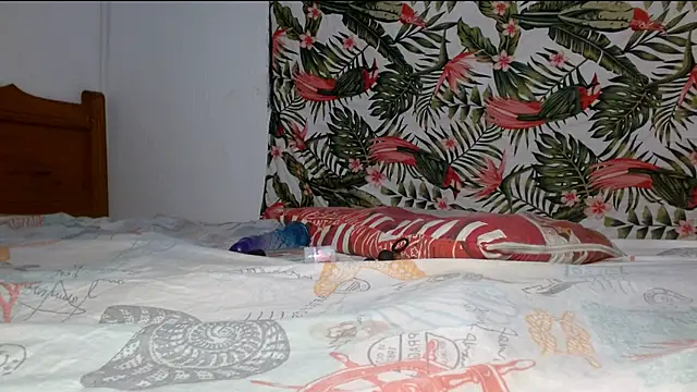 smallvioleta69 online show from 04-05-26, 04:37