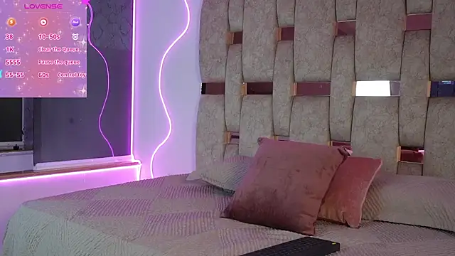 Fernanda thail  online show from 04-10-26, 07:51