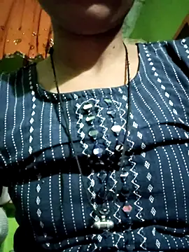 Cute aroshi online show from 05-31-26, 03:30